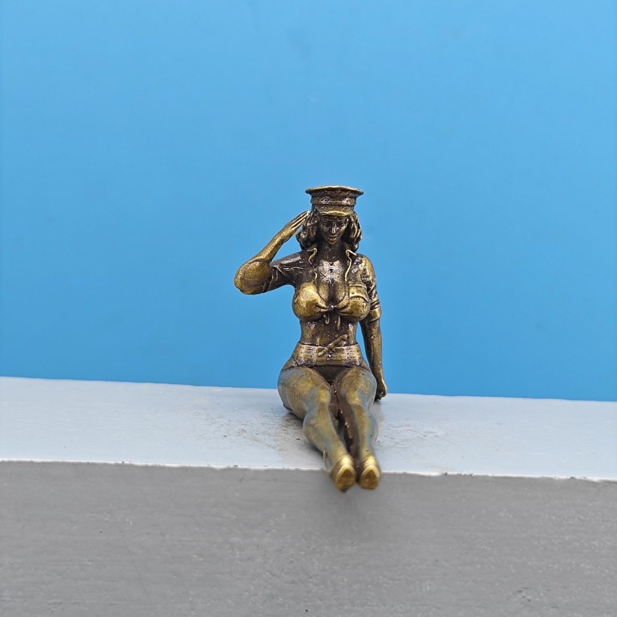 Solid Brass Miniature Girl Fig - Vintage Collectible Cars recensie en prijs
