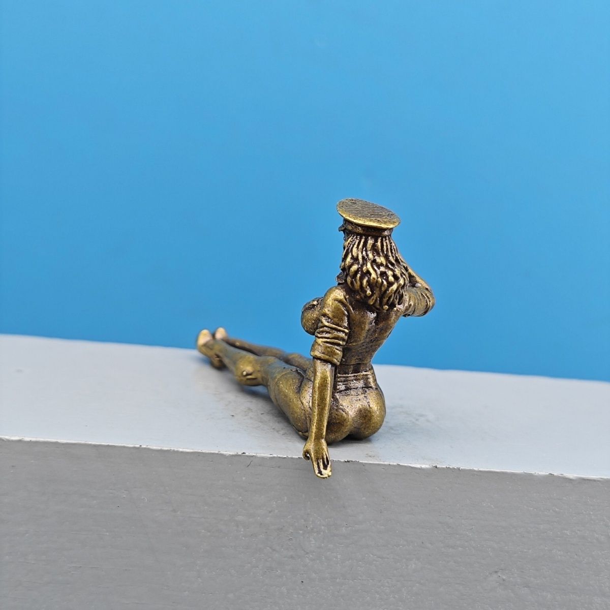 Solid Brass Miniature Girl Fig - Vintage Collectible Cars recensie en prijs