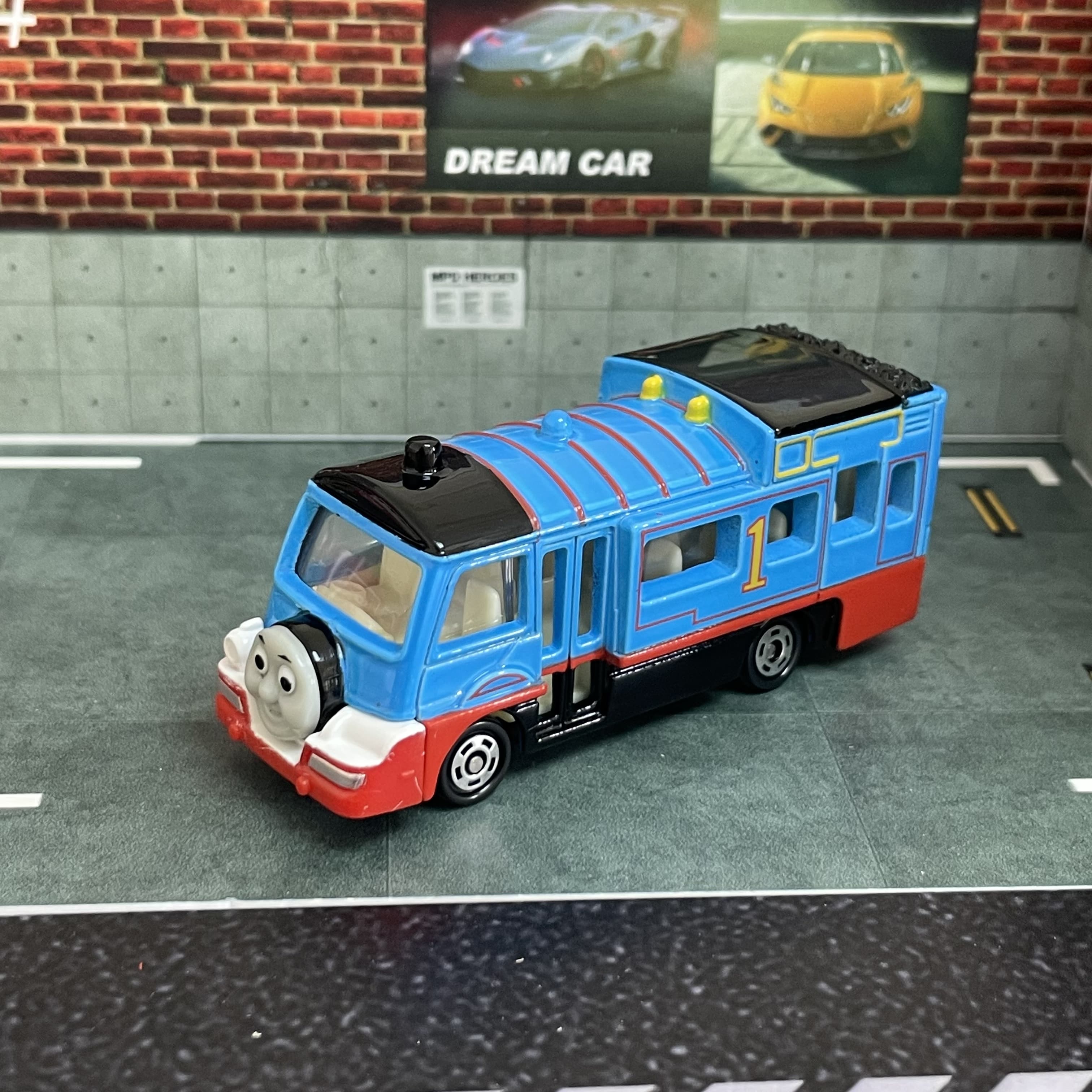 Takara Tomy Dream Tomica No.15 - Vintage Collectible Model Cars recensie en prijs