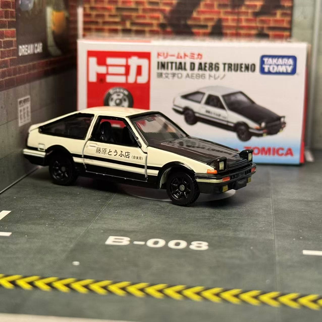 Dream Tomica NO. 145 Initial D - Vintage Collectible Model Cars recensie en prijs
