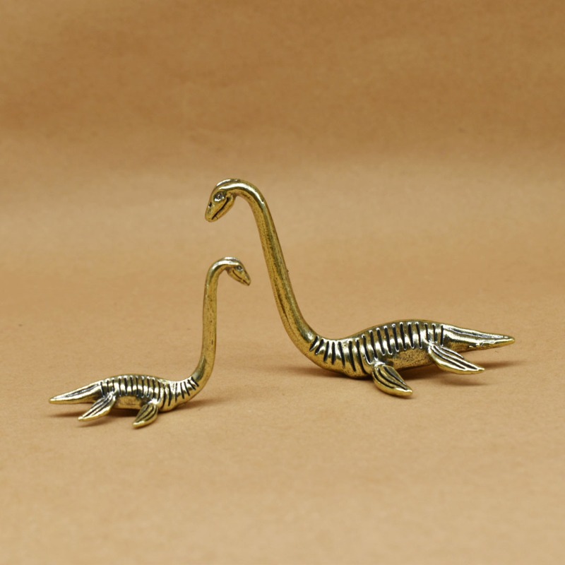 Loch Ness Monster Creature Bra - Vintage Collectible Christmas Ornaments recensie en prijs