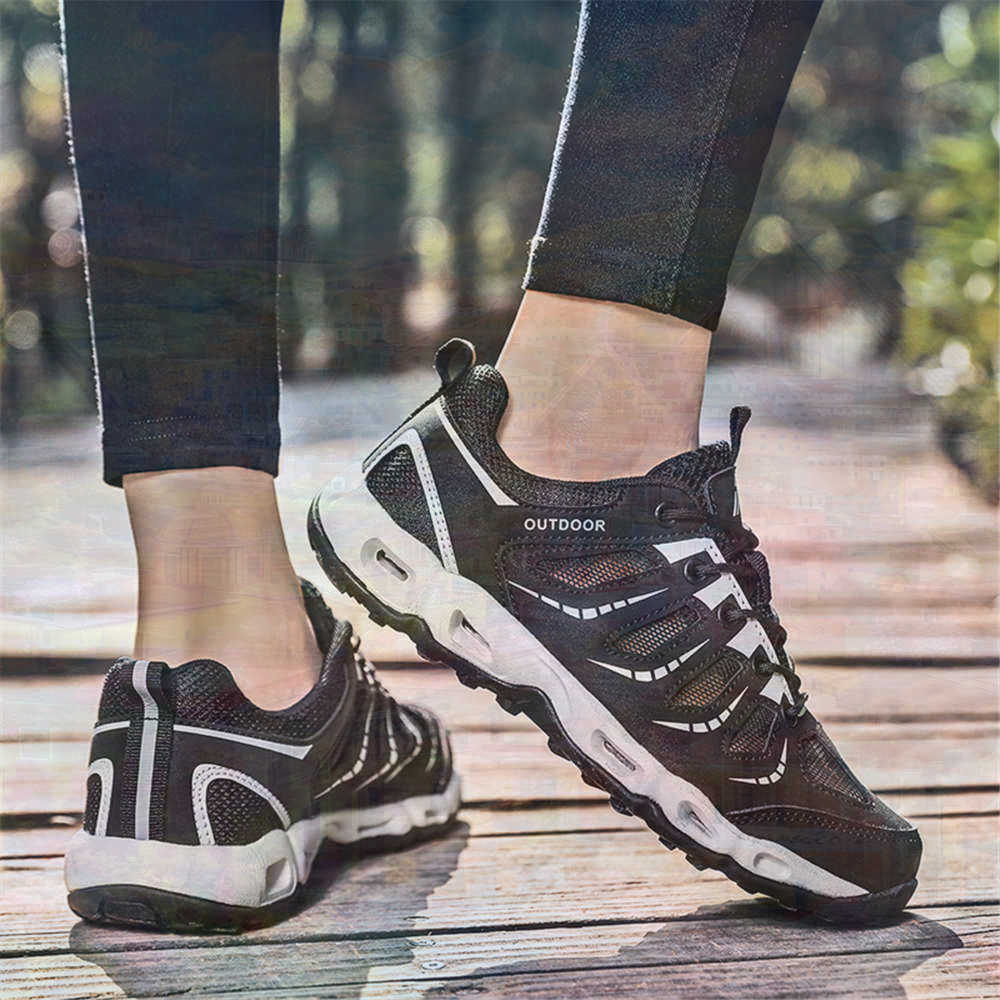 Sumer Round Tip Silver Sneaker - Vintage Collectible Shoes recensie en prijs