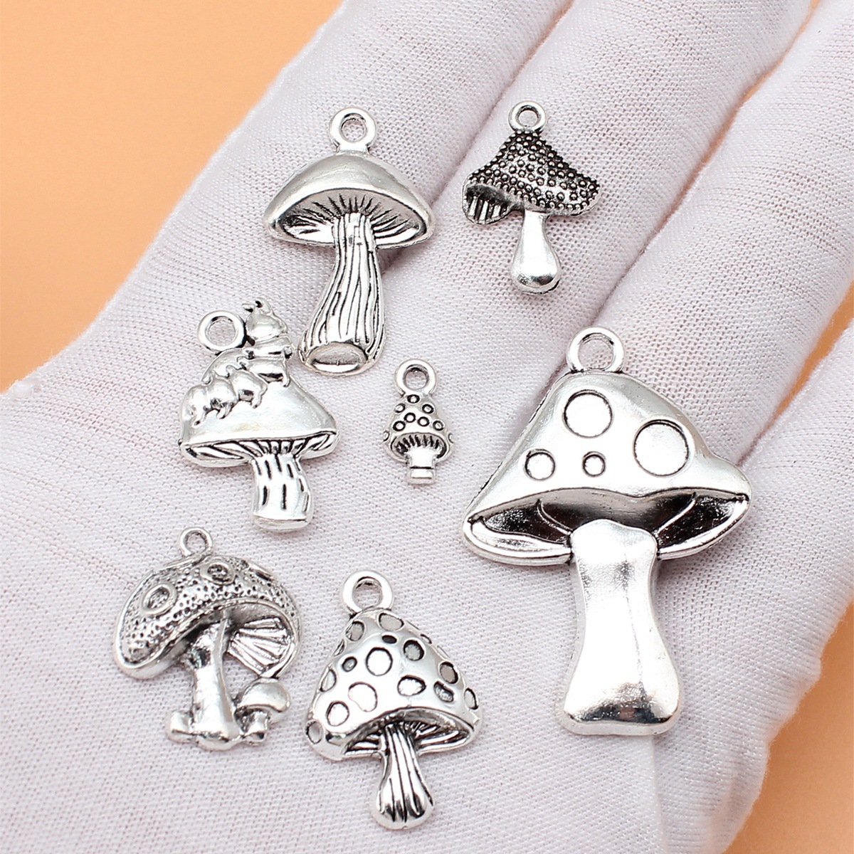 7pcs Antique Silver Color Mush - Vintage Collectible Jewelry recensie en prijs