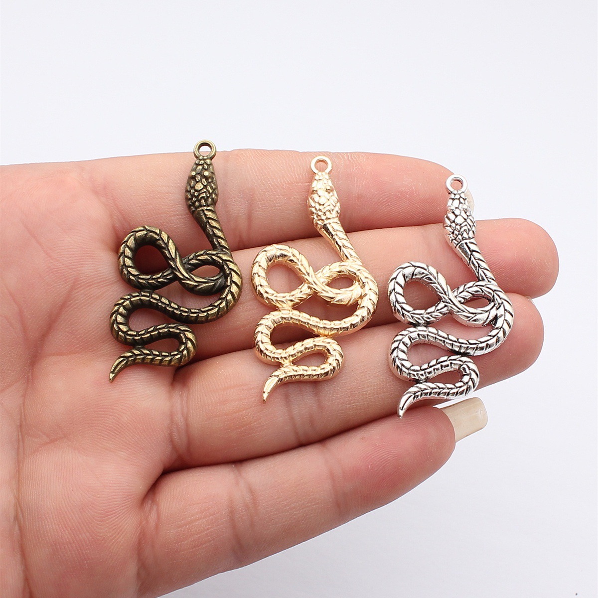 Snake Charm Serpent Pendant Co - Vintage Collectible Jewelry recensie en prijs