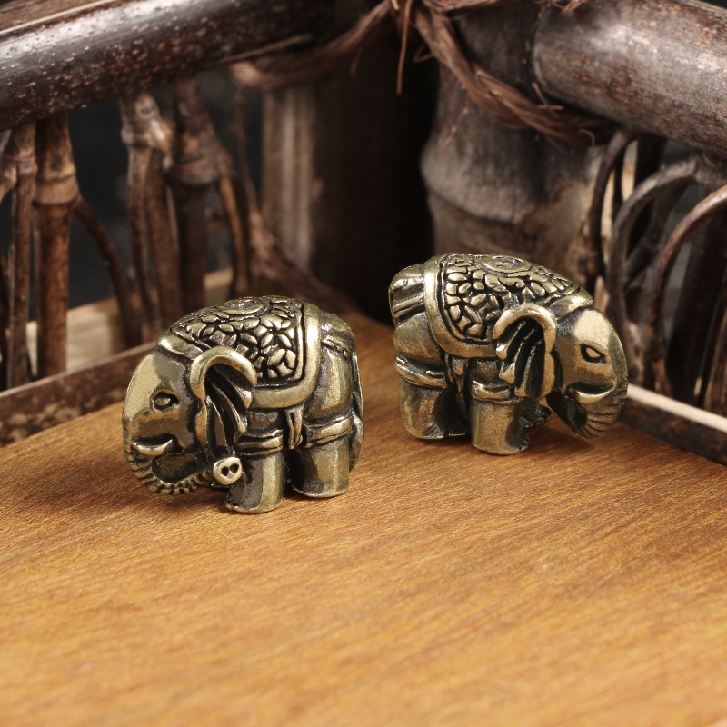 1 PC Cute Elephant Solid Brass - Vintage Collectible Christmas Ornaments recensie en prijs
