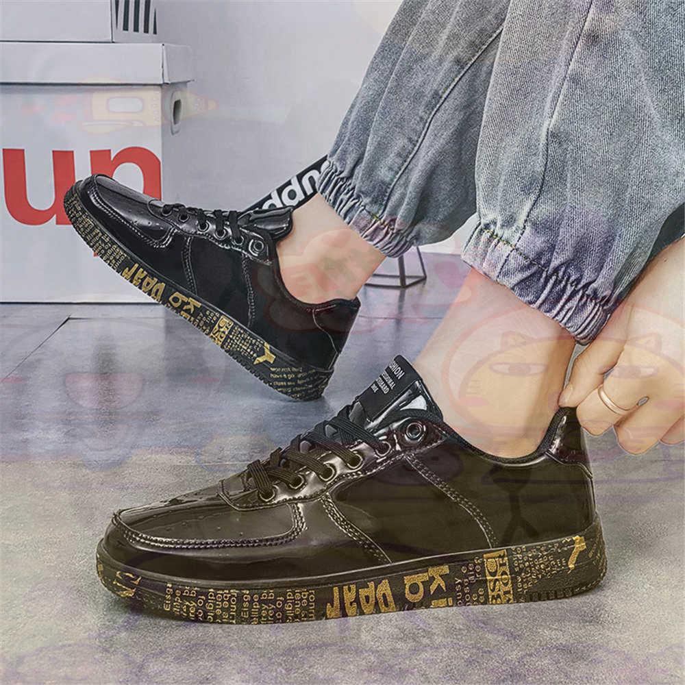 Round Foot Size 45 Sneakers Wh - Most Expensive Vintage Collection recensie en prijs