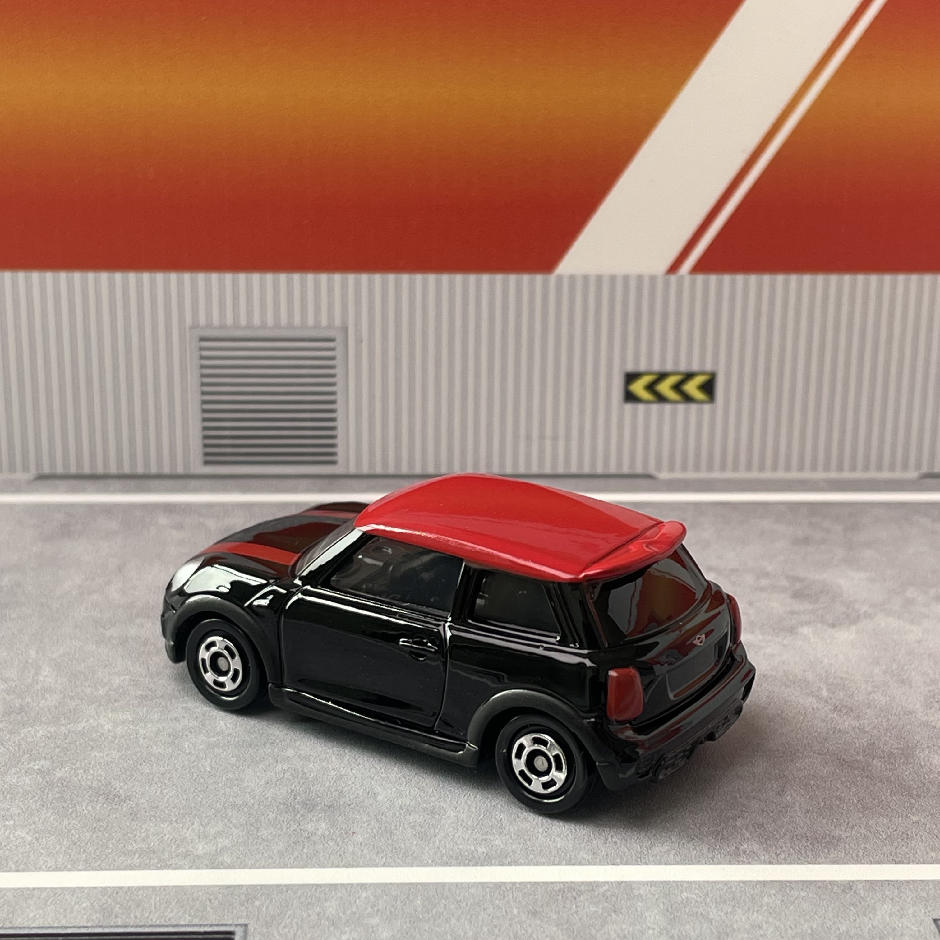 Takara Tomy Tomica A0-05 Mini  - Vintage Collectible Model Cars recensie en prijs